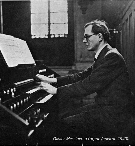 Olivier Messiaen à l’orgue (environ 1940)
